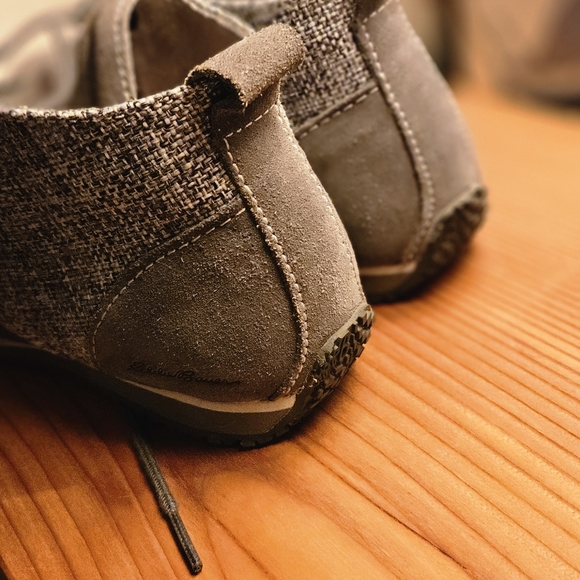 Eddie Bauer Women's Transition Chukka Boots - Picture 5 of 8